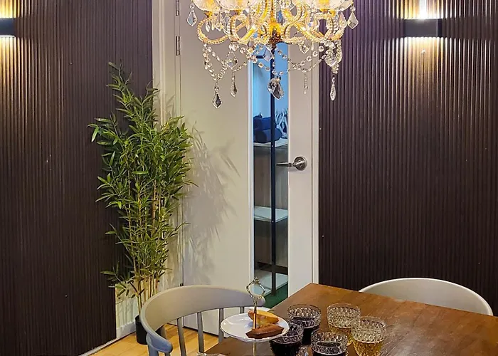 Gangnam 1min-cozy Studio-netflix-silver910 Apartment Seoul
